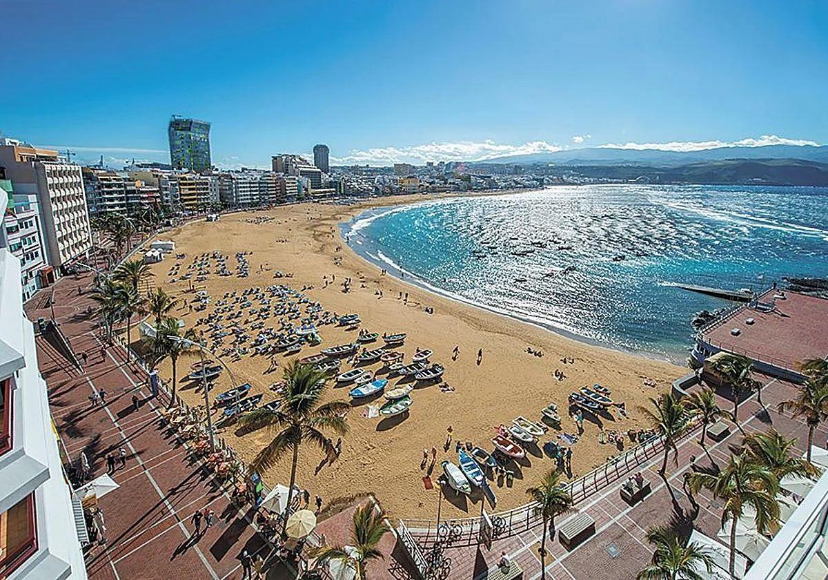 Las Canteras Beach